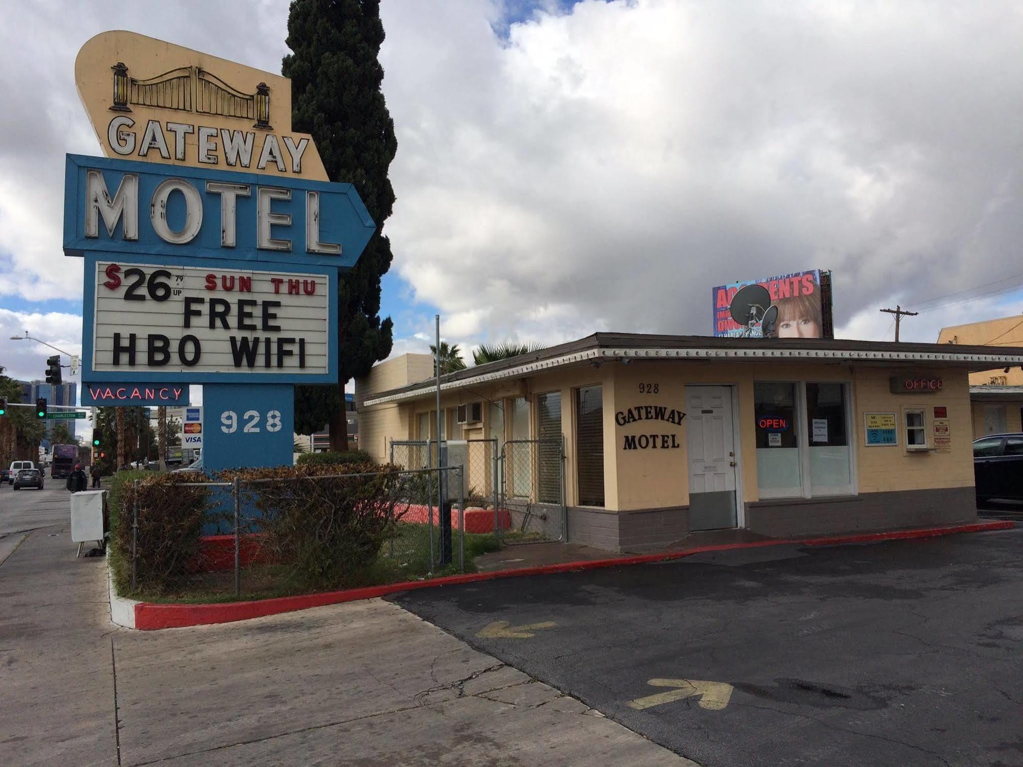 Oyo Gateway Motel Las Vegas North Strip/Fremont St. Area Exterior photo